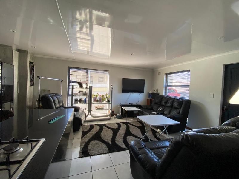 3 Bedroom Property for Sale in Highbury Western Cape